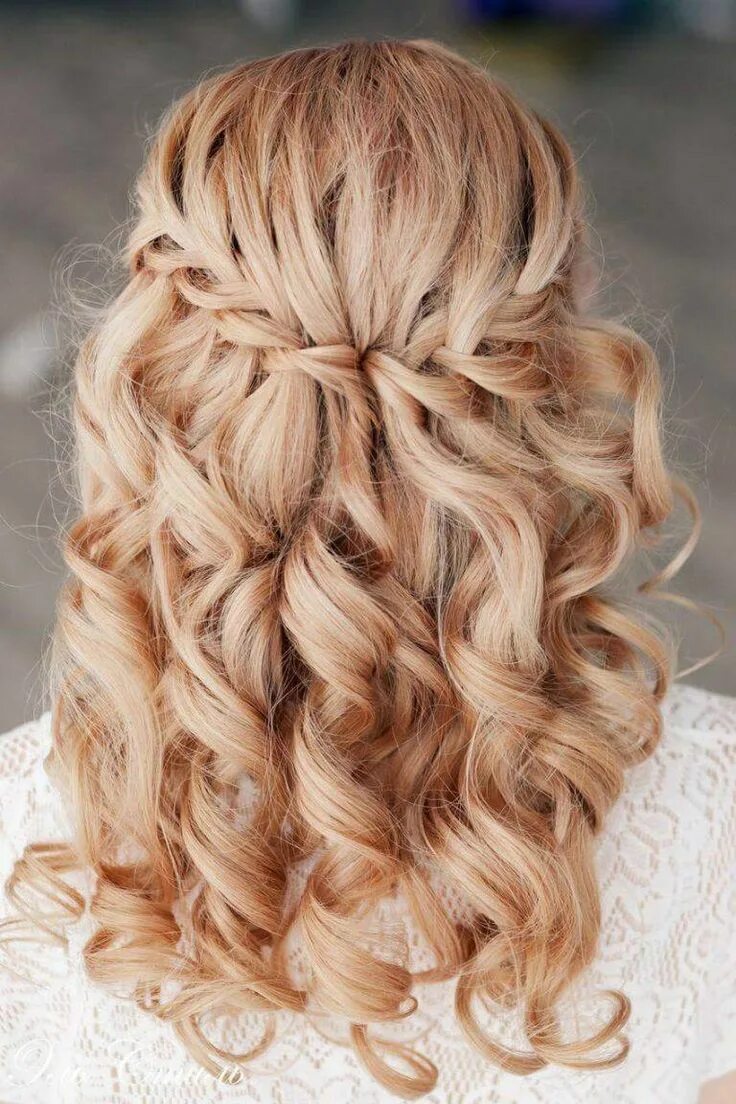 Красивые прически завитые Прически на средние волосы с челкой: 72 фото на 2024 Unique wedding hairstyles, 