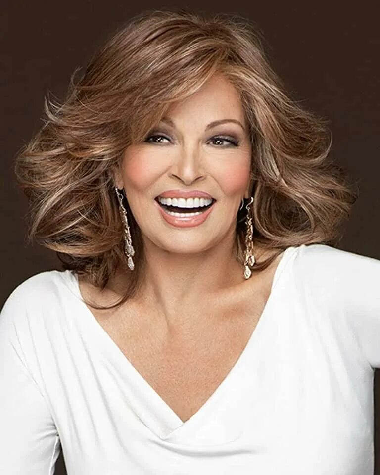 Красивые прически женщинам после 50 Amazon.com: wigs raquel welch