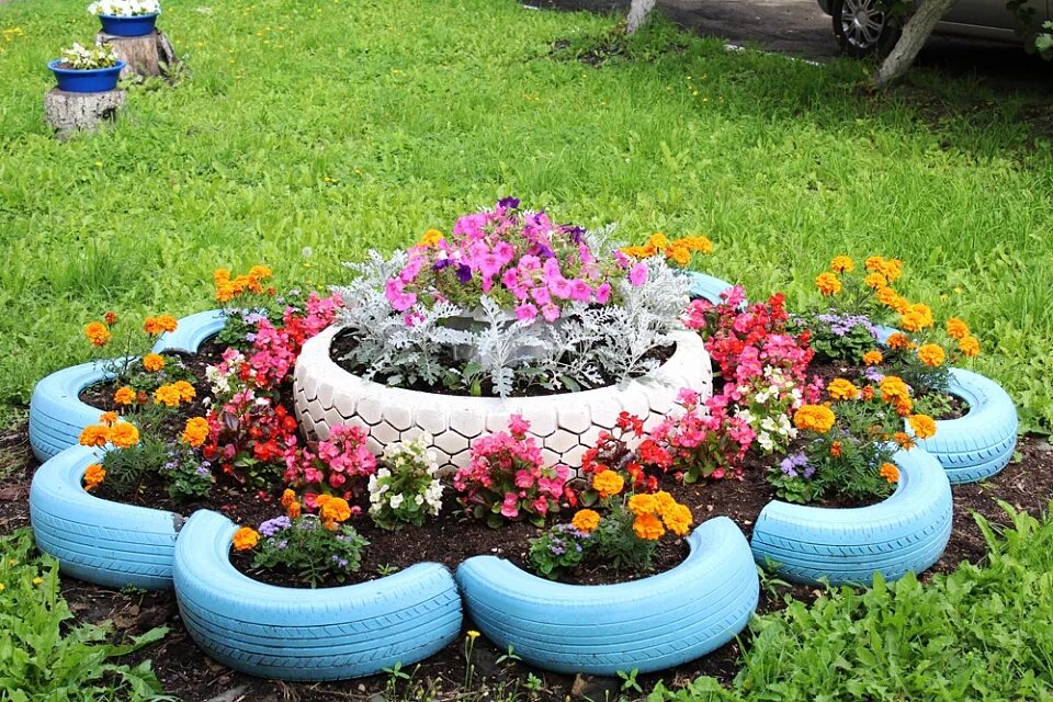 Красивые простые клумбы фото Конкурс "Цветущий Искож" прошел среди сотрудников Ивановоискож