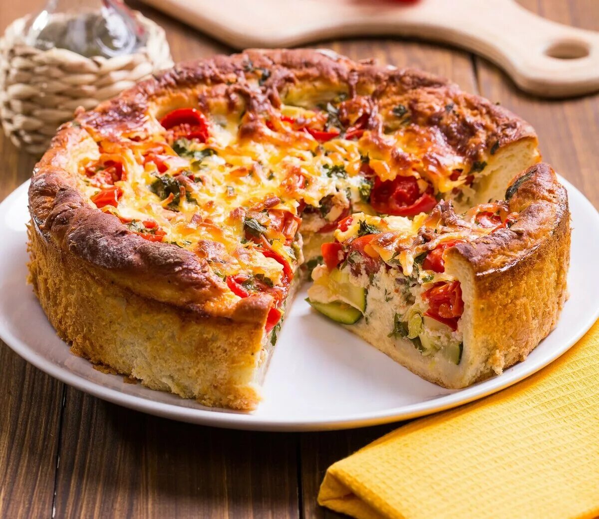 Красивые простые рецепты с фото Пирог с мясом - смотреть видео онлайн от "Вкусный канал" в хорошем качестве, опу