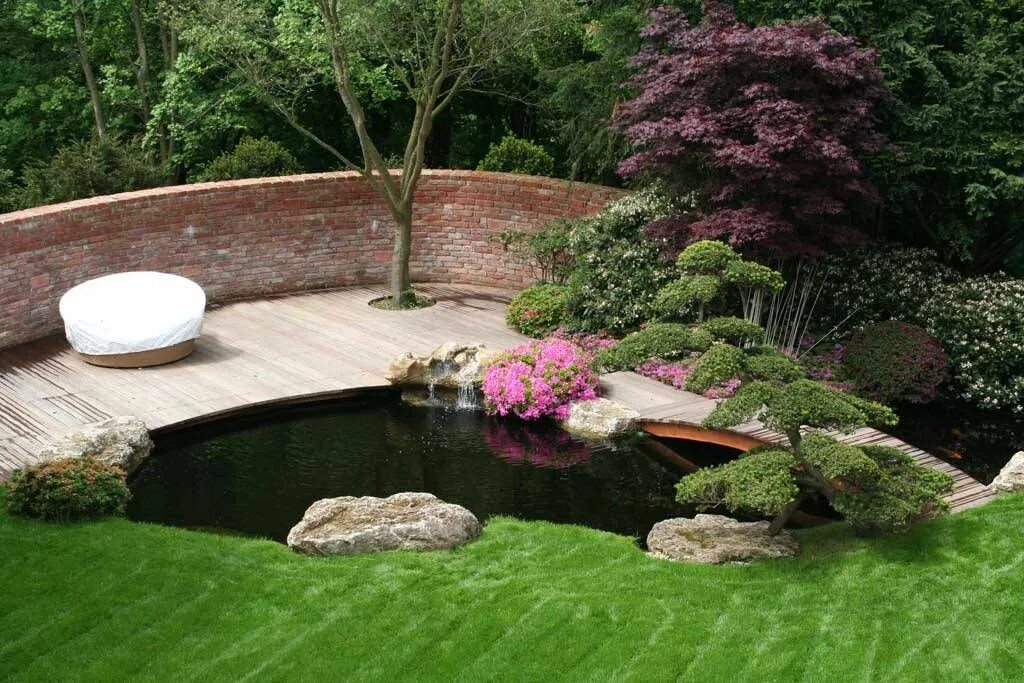 Красивые пруды на участке фото Koiteich in marburg, kirchner garten & teich gmbh homify Koiteich, Kleine gärten
