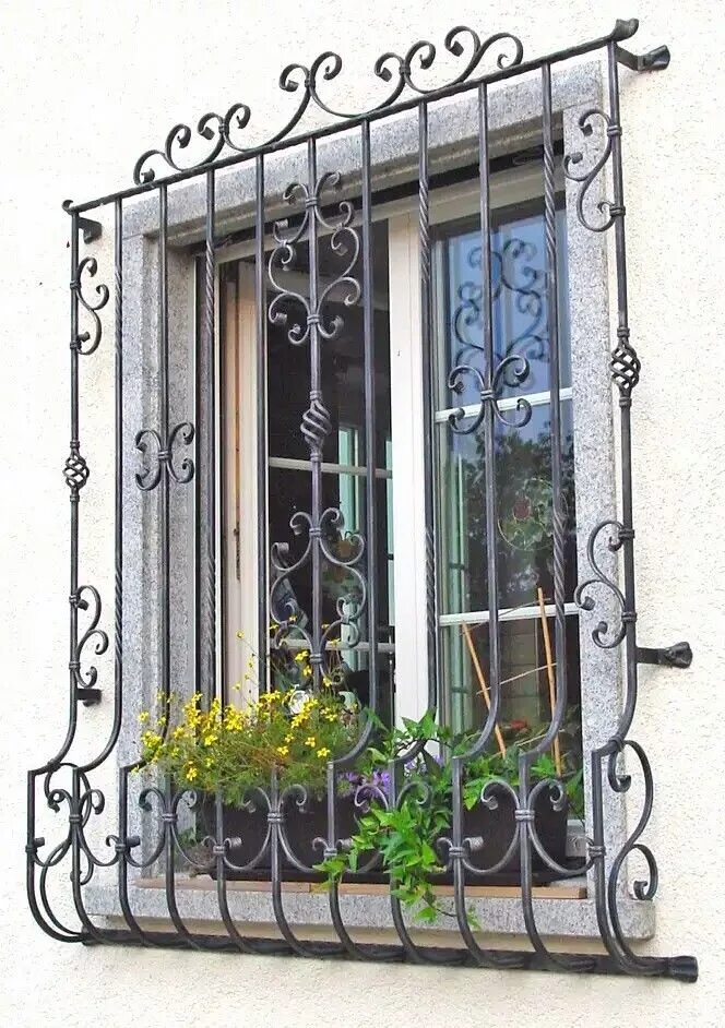 Красивые решетки на окна фото Pin di Selim su wrought iron - Metalwork Colori esterni casa, Arredamento in fer