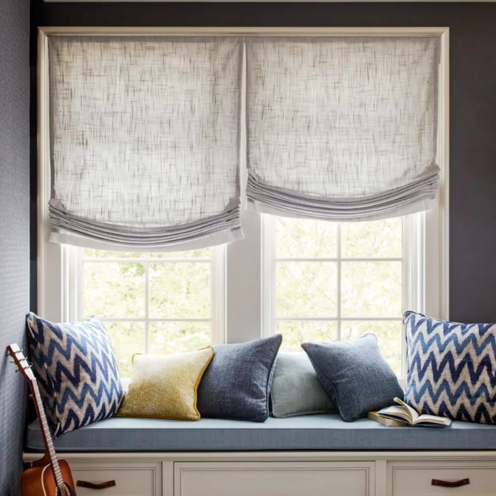 Красивые римские шторы в интерьере Photo of Calico - Wilton, CT, United States Roman shades living room, Relaxed ro