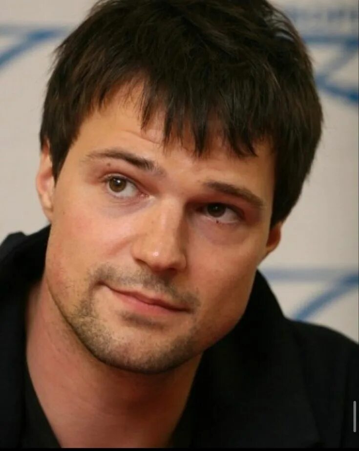 Красивые российские актеры мужчины список с фото Pin on Guy Crushes Danila kozlovsky, Russian film, Vampire academy