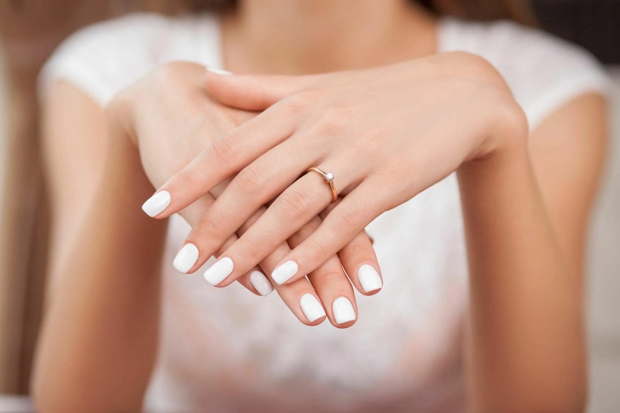 Красивые руки в домашних условиях фото Life-Hack: So machst du einen zu großen Ring passend Unghie sposa, Pedicure, Man