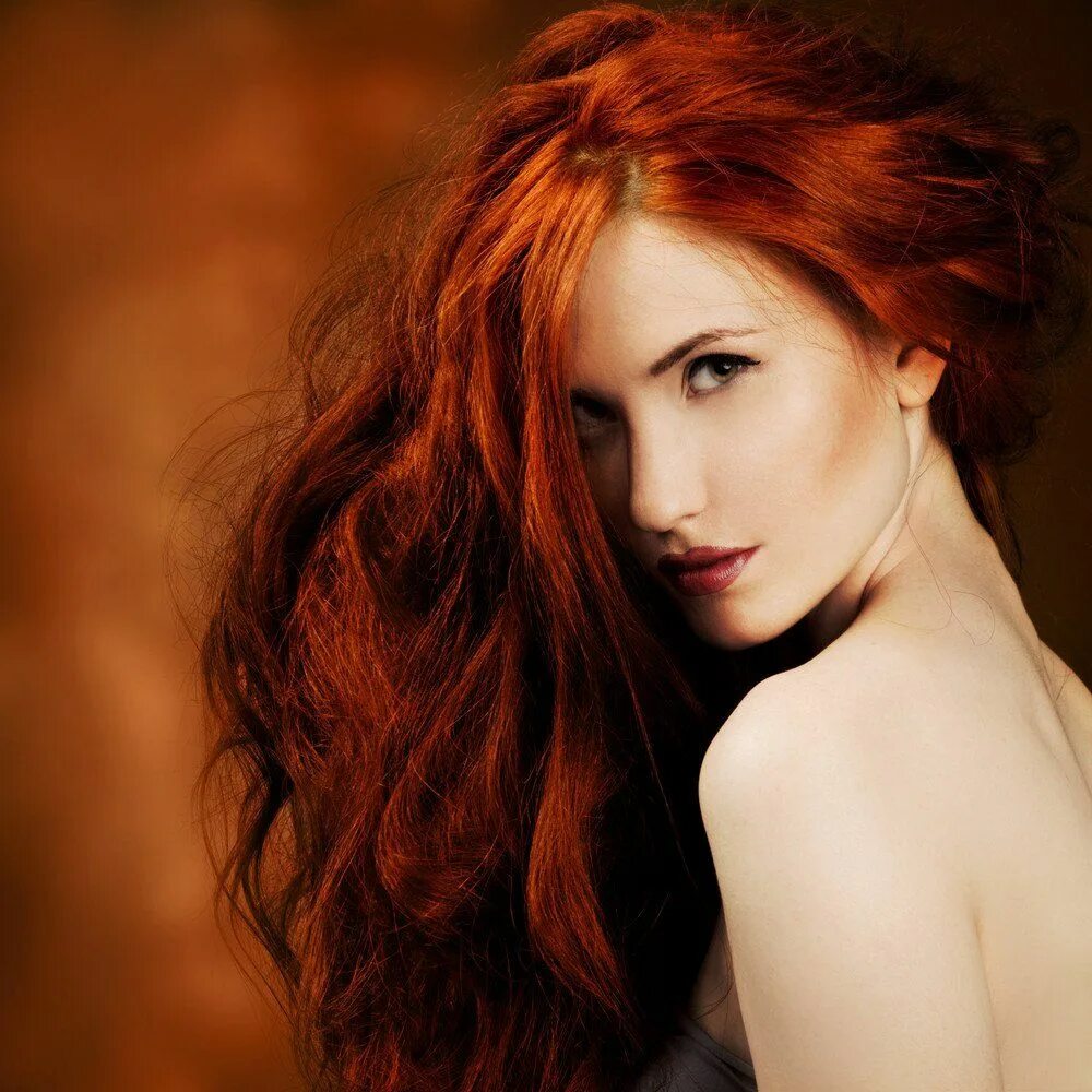 Красивые рыжие прически Haarfarbe Rot mit Kupfer-Touch Red hair woman, Beachy waves hair, Red hair