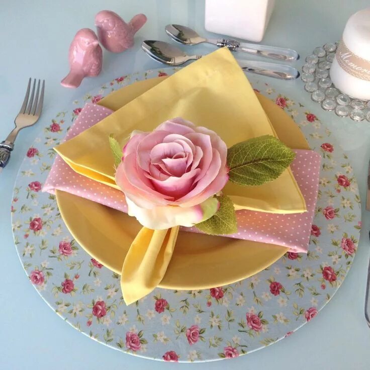 Красивые салфетки на стол праздничный фото Capa Sousplat Loja Lótus e Rosa Elo7 Produtos Especiais Serviette de table, Lois