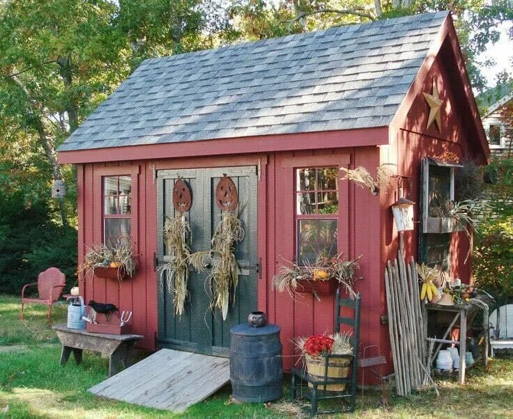 Красивые сараи на дачном участке фото red garden shed for ideas Shed landscaping, Outdoor sheds, Painted shed