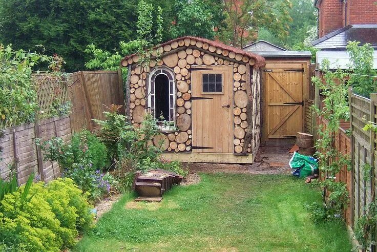 Красивые сараи на дачном участке фото Shed Nearly Complete Cheap garden sheds, Small garden shed, Backyard landscaping