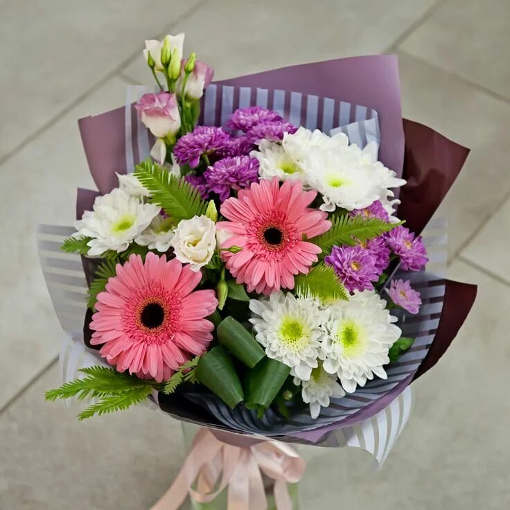 Красивые сборные букеты из живых цветов фото Нежность Flowers bouquet, Pretty flowers, Floral arrangements