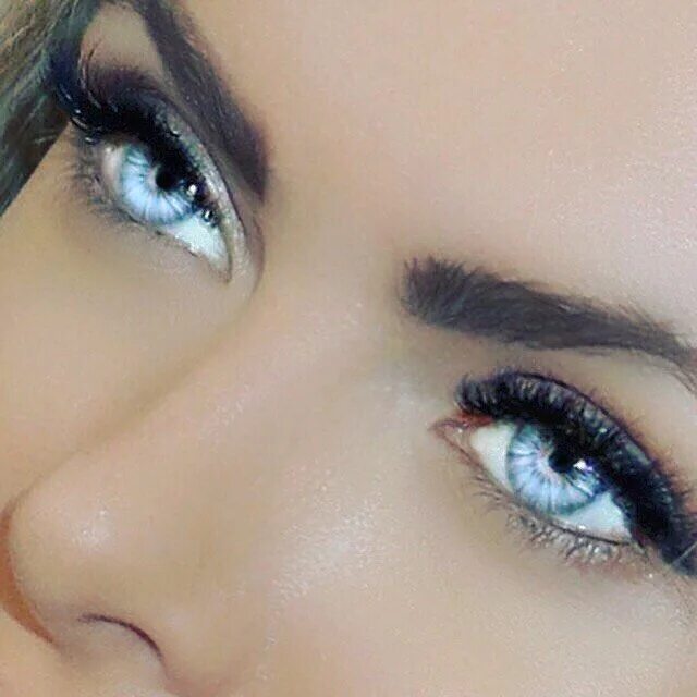 Красивые серые глаза фото Дриати Лиза (Liza Driati) * Fotos y vídeos de Instagram Ojos impresionantes, Fot