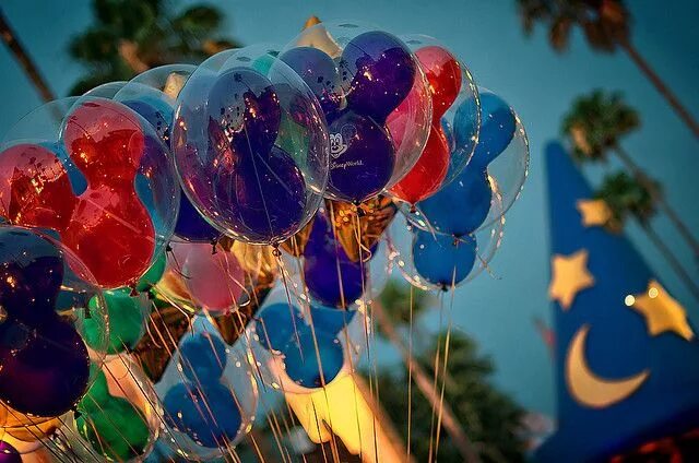 Красивые шарики с днем рождения фото Mickey Balloons at Hollywood Studios, Disney World