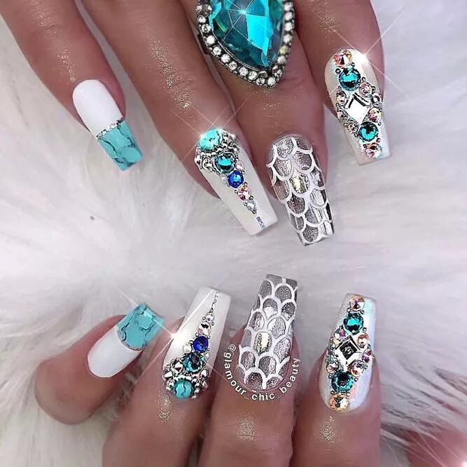 Красивые шикарный дизайн ногтей 35 Coffin Acrylic Nails Designs To Sport In 2024 Mermaid nails, Bling nails, Bea