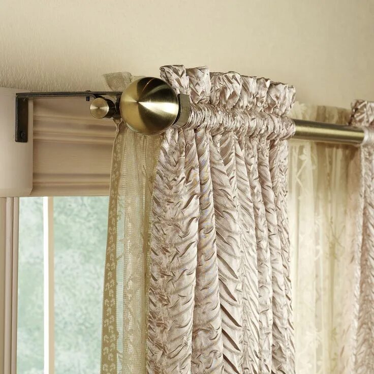 Красивые шторы на карнизах фото Luxury window treatments Decorative curtain rods, Luxury window treatments, Doub