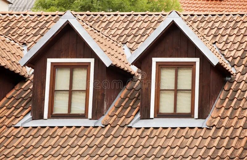 Красивые слуховые окна на крыше фото Dormer and a tiled roof stock photo. Image of ceramics - 112515866