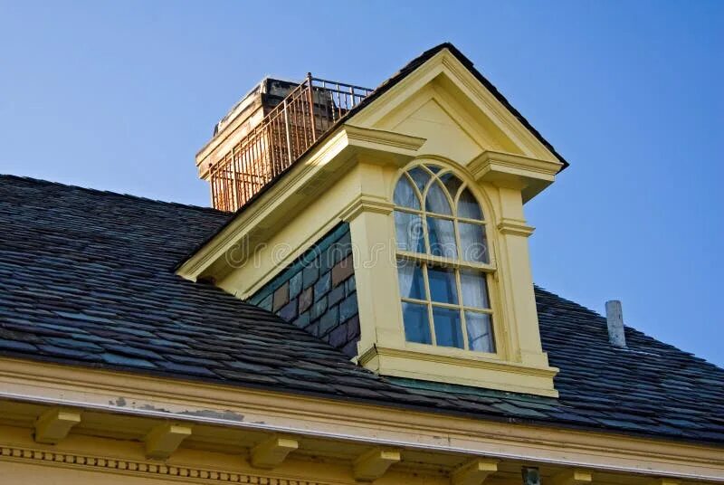Красивые слуховые окна на крыше фото Upper Room stock photo. Image of home, peak, slate, tile - 11615412