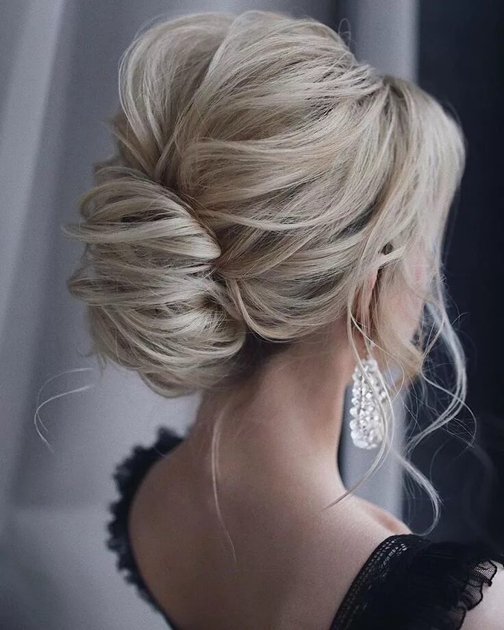 Красивые собранные прически на средние Tonyastylist Long Wedding Hairstyles and Wedding Updos #weddings #hairstyles #we