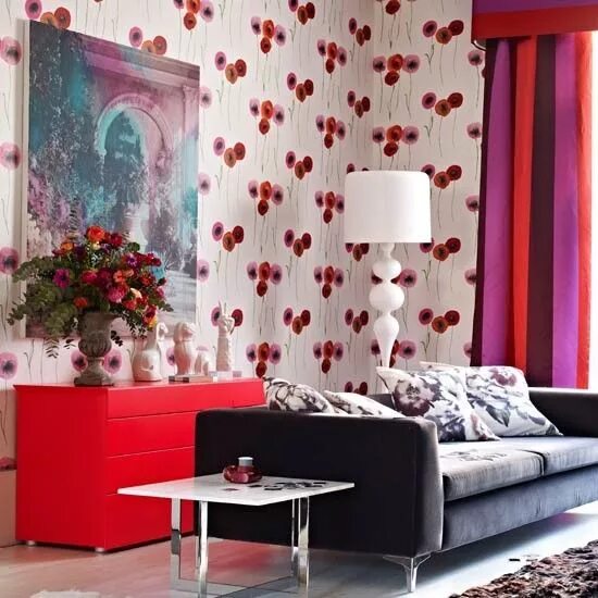 Красивые сочетания обоев в интерьере Boldly patterned living room Decorating ideas housetohome.co.uk