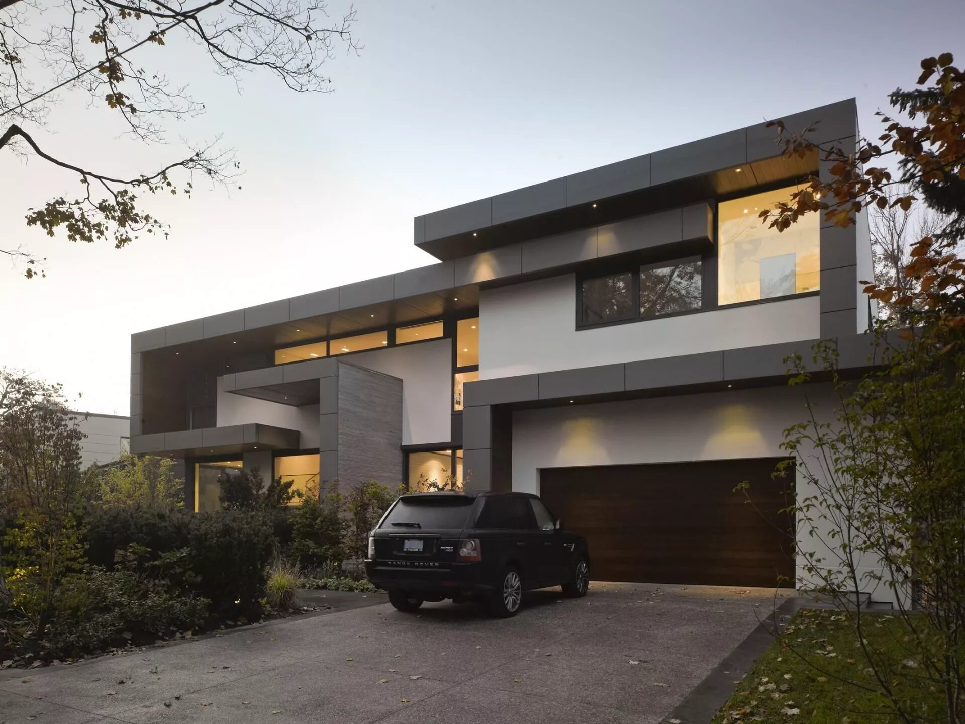 Красивые современные частные дома фото Toronto Residence dkstudio architects inc. Archello Modern mansion, Contemporary