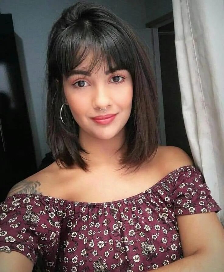 Красивые средние стрижки с челкой #cabello #corto #Magicryse @magicryse Medium hair styles, Medium bob hairstyles,