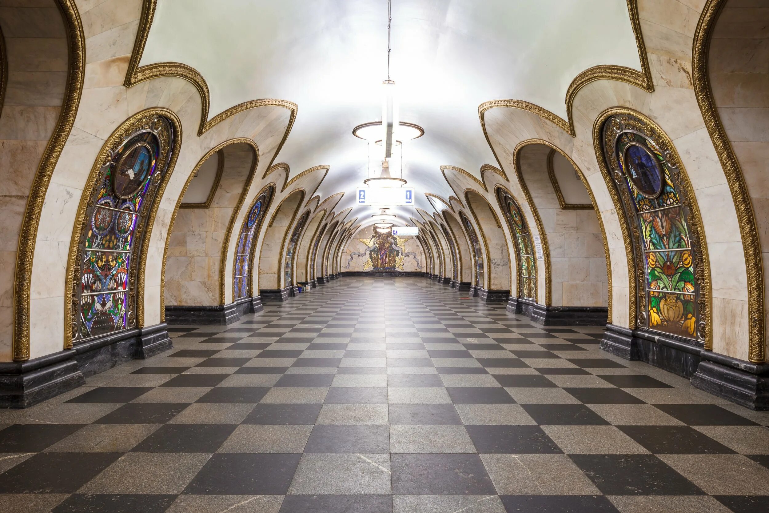 Красивые станции метро москва фото Станция метро "Новослободская" - Узнай Москву