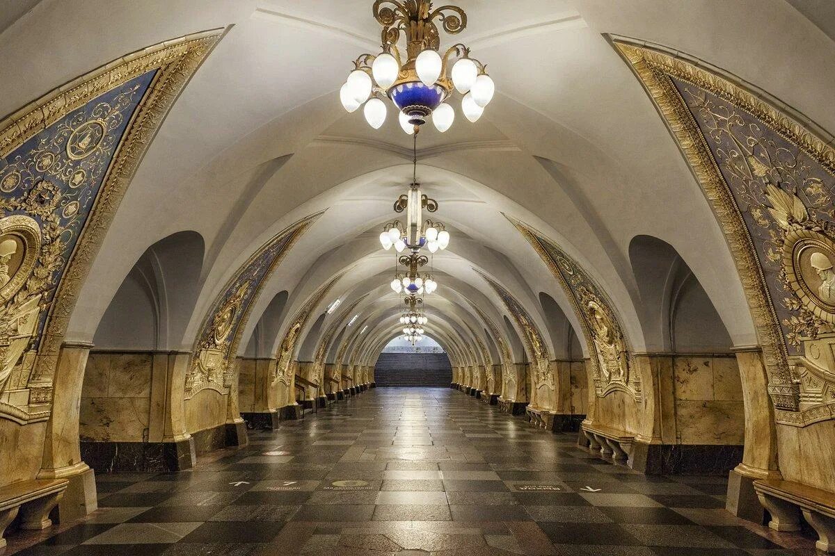 Красивые станции московского метро фото Московское метро - ТОП 10 станций метрополитена удивительной красоты