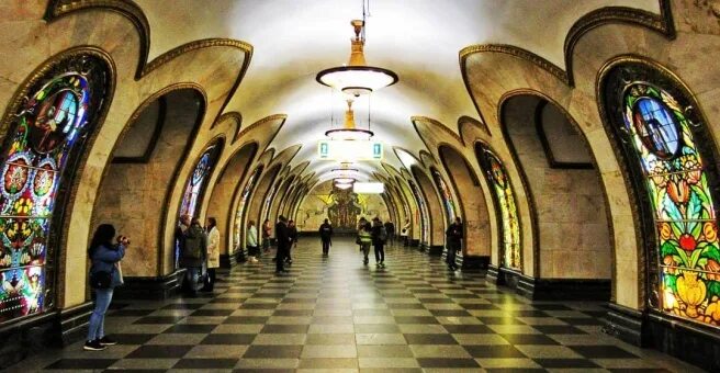 Красивые станции московского метро фото Станция метро Новослободская, Кольцевая линия в Москве - 2ГИС