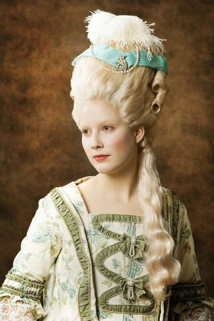 Красивые старые прически Pin by Iryna on Причёска Historical hairstyles, 18th century fashion, Rococo fas