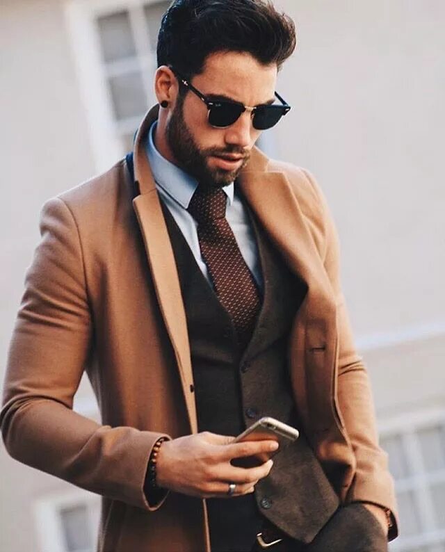 Красивые стильные мужчины фото Nice coat and suit combination Mens winter fashion, Mens fashion, Well dressed m