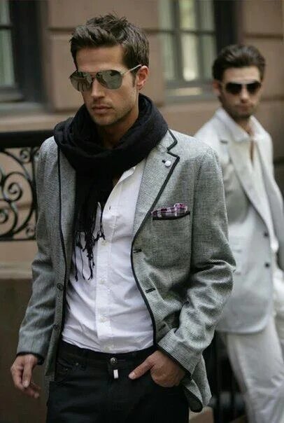 Красивые стильные мужчины фото Scarf and blazer with piping Mens outfits, Well dressed men, Stylish men