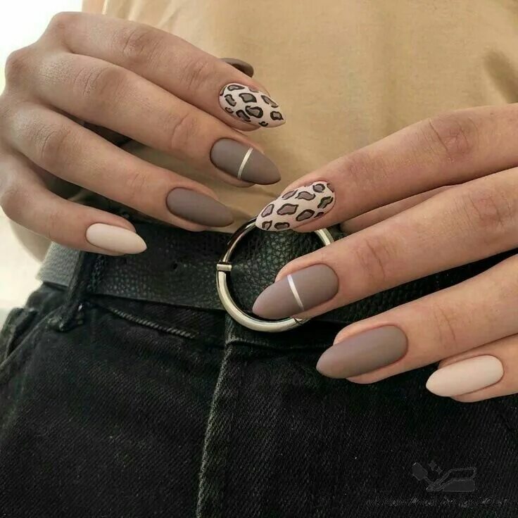 Красивые стильные ногти маникюр Pin on uñas bellas Rhinestone nails, One color nails, Manicure