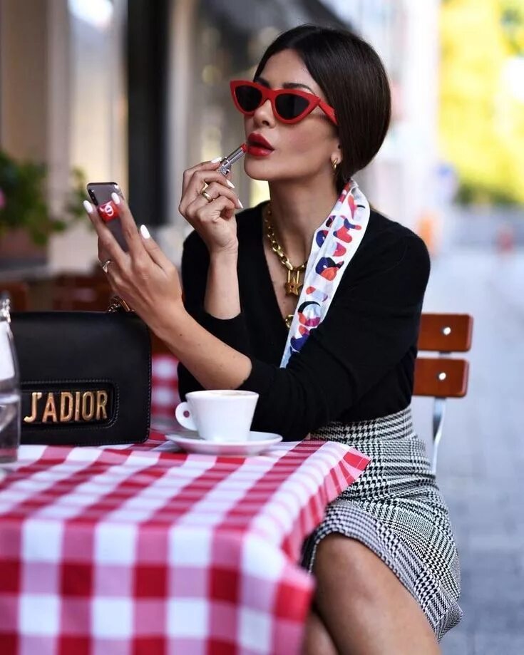 Красивые стильные женщины фото Pin on Lifestyle Fashion, Women, Style
