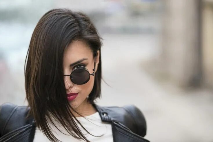 Красивые стрижки девушек фото Cortes para Cabelo Liso Feminino 2020 → Tendências, Dicas e FOTOS Asymmetrical b