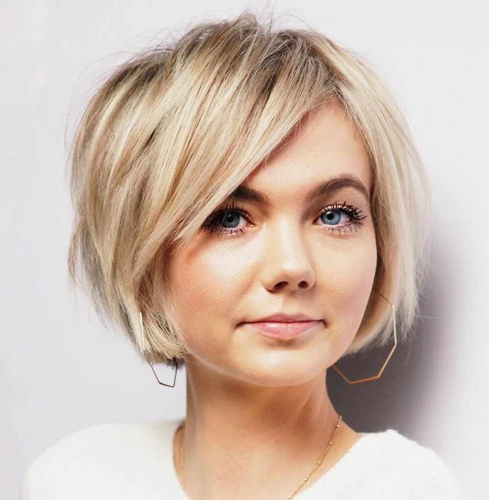 Красивые стрижки на короткие волосы каре 40 Best Ideas How to Cut and Style Side Bangs in 2024 - Hair Adviser Short hair 