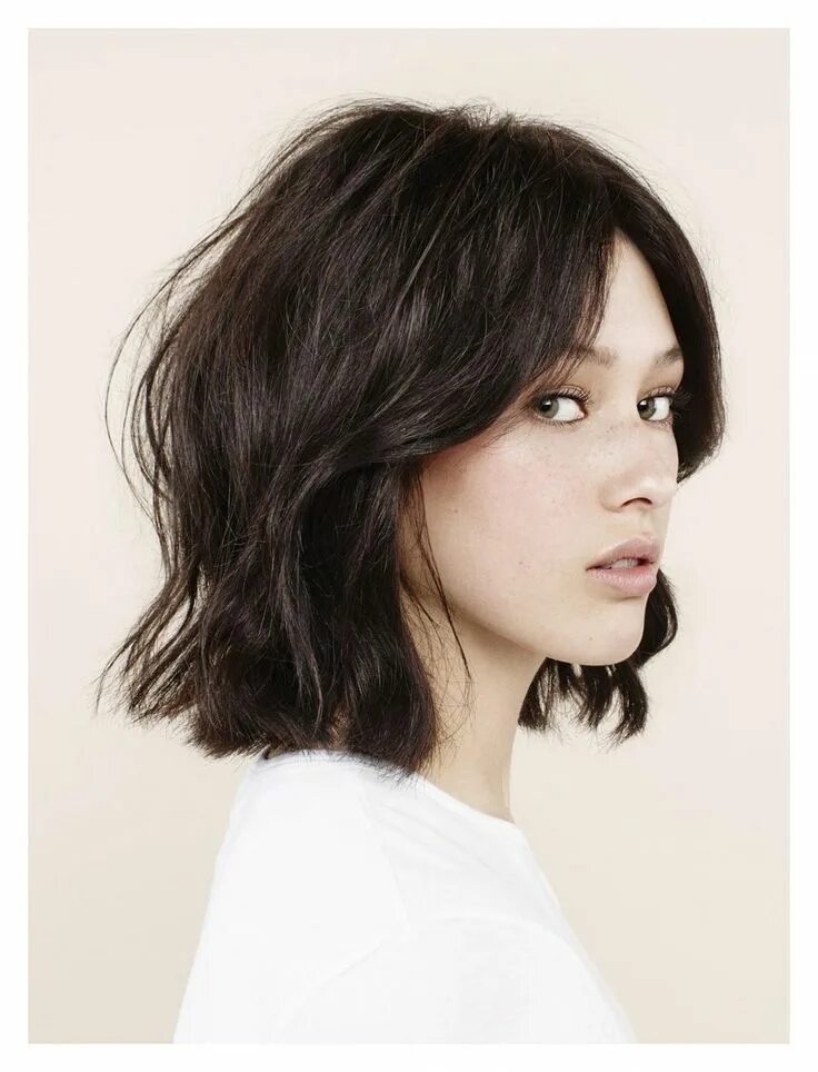 Красивые стрижки на средние волосы для девушек The Bob Bar: Alexa Chung's Stylist Opens Specialty Salon Dedicated To London's H
