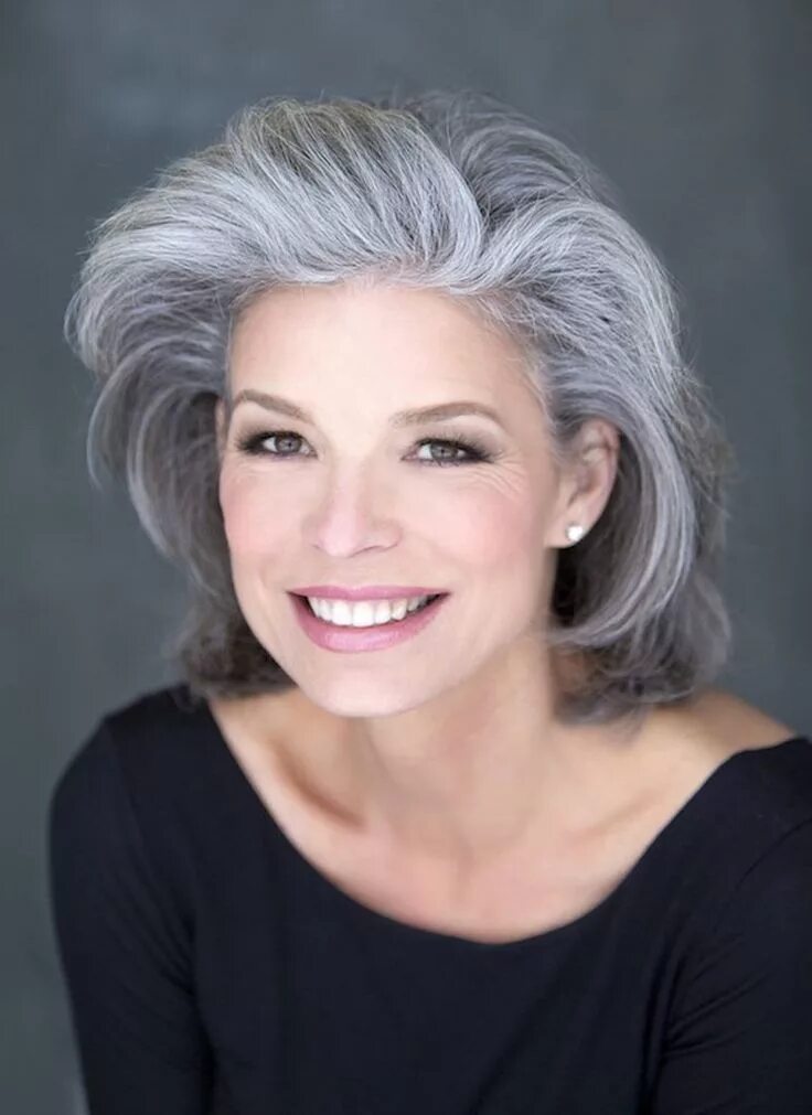 Красивые стрижки седые волосы фото Gray Hairs Thin hair bob haircut, Gorgeous gray hair, Beautiful gray hair