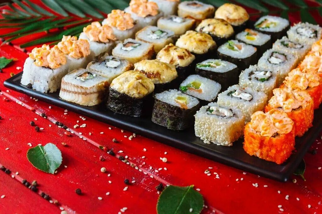 Красивые суши роллы фото Panorama: Sushi Wok, food delivery service, Россия, Калининград, улица Толбухина