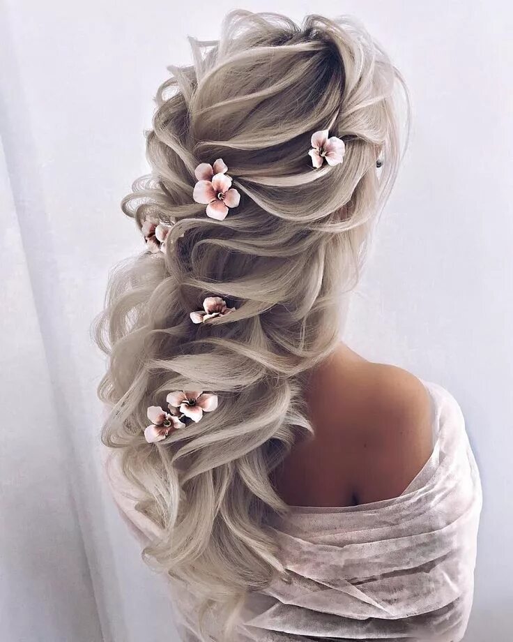 Красивые свадебные прически на длинные Which ombre #hairstyle would you do at your #weddingday? 1 ➡ 6?.✨@fashiongirl.in