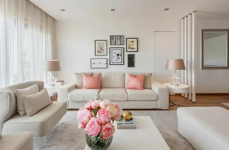 Красивые светлые интерьеры Espinho . interdesign, interdesign interiores homify Thuis woonkamer, Stijlvolle