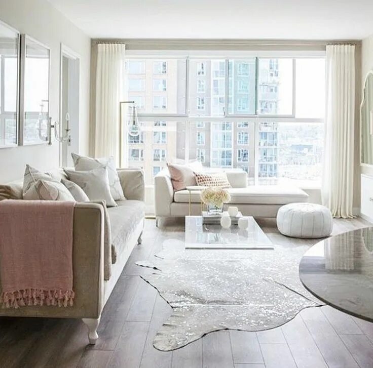 Красивые светлые интерьеры фото Pin on Décor à la maison Condo living room, Modern white living room, Condo inte