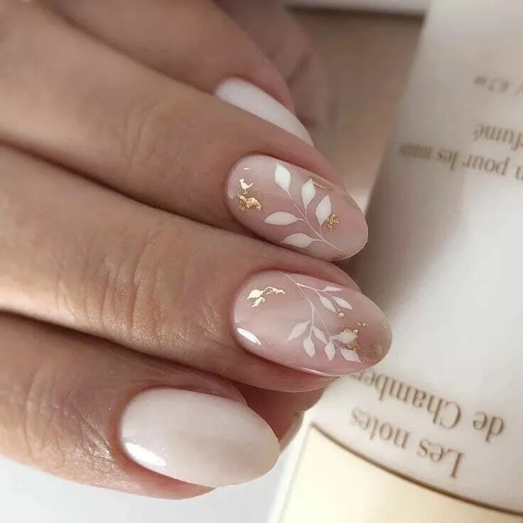 Красивые светлые ногти фото Pin on Wedding 2023 Bridesmaids nails, Bride nails, Bridal nails