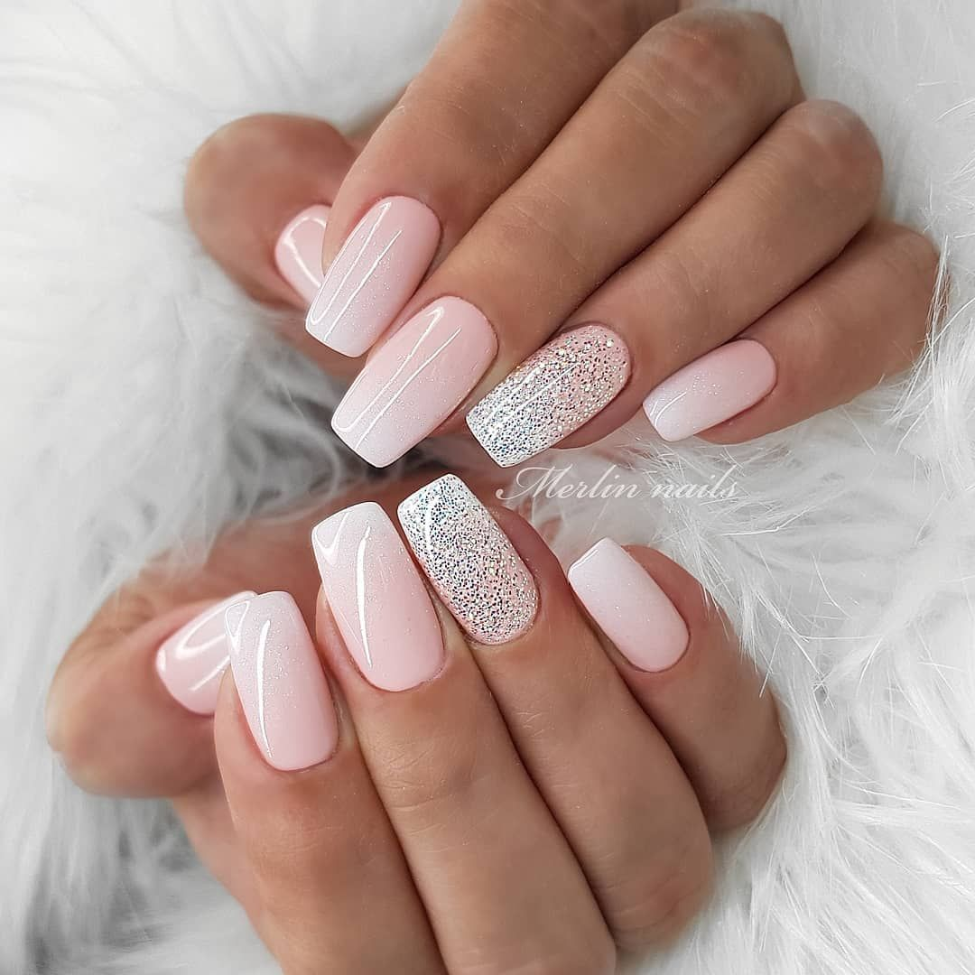 Красивые светлые ногти фото Молочный маникюр - модный тренд весны-лета 2020 - Modnail.ru - Красивый маникюр 