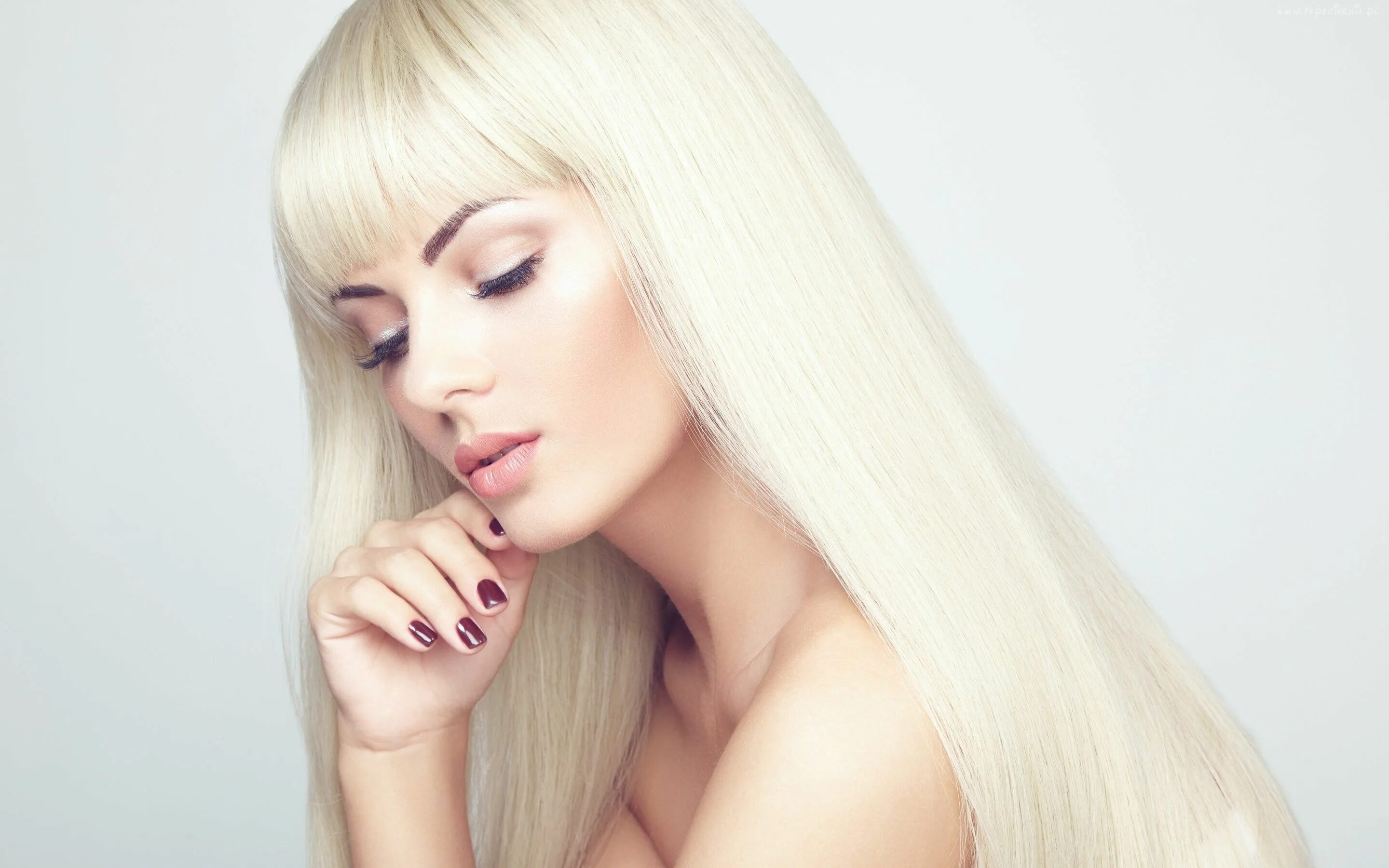 Красивые светлые волосы фото Kobieta - blondynka Светлый короткие волосы, Светло-русые волосы, Платиновые вол