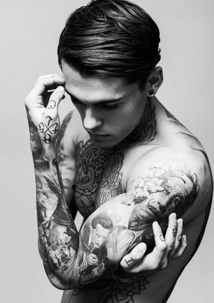Красивые тату для мужчин фото Stephen James by Darren Black Stephen james, Male models tattoo, Tattoos