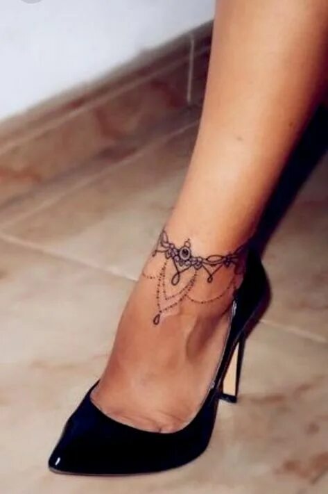 Красивые тату на ногу девушке фото 10 популярных идей на тему "lace ankle tattoo" для вдохновения