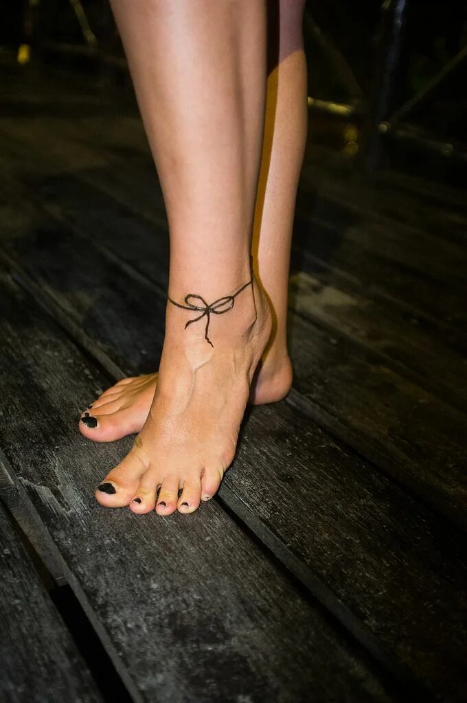 Красивые тату на ногу девушке фото DSCF9133 Ankle bracelet tattoo, Ankle tattoo for girl, Bow tattoo designs