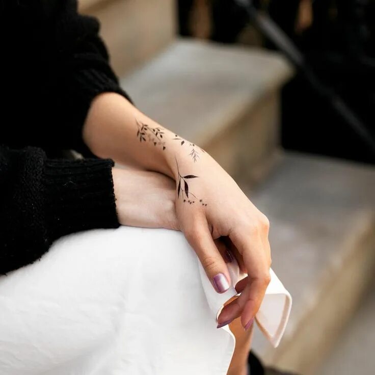 Красивые тату со смыслом фото Botanicals by Lara Maju from Tattly Temporary Tattoos in 2021 Tattoos for women 