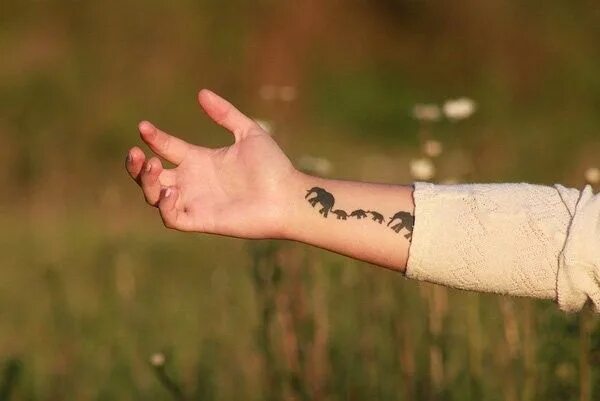Красивые тату со смыслом фото 100 Mind-Blowing Elephant Tattoo Designs with Images Elephant tattoo, Elephant f