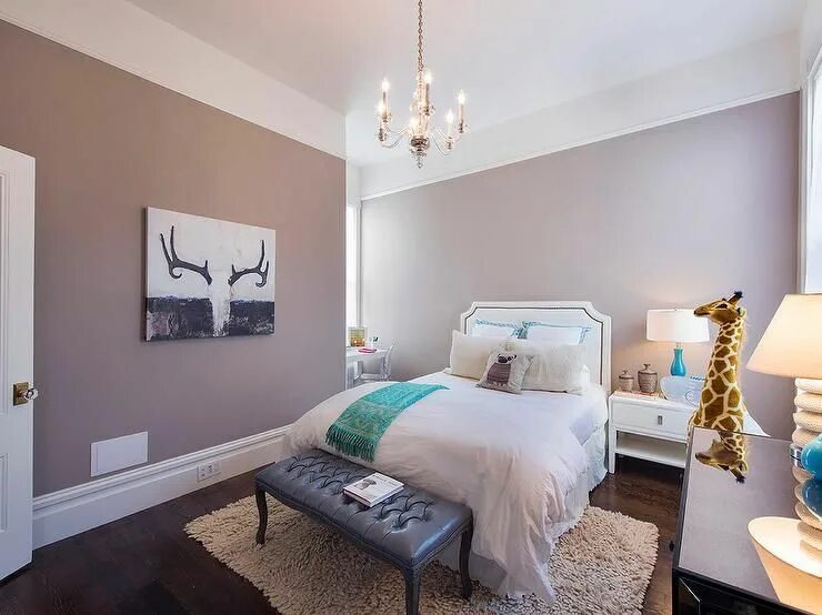 Красивые цвета стен фото Dreamy Teen Girl's Bedroom with White and Mauve Decor