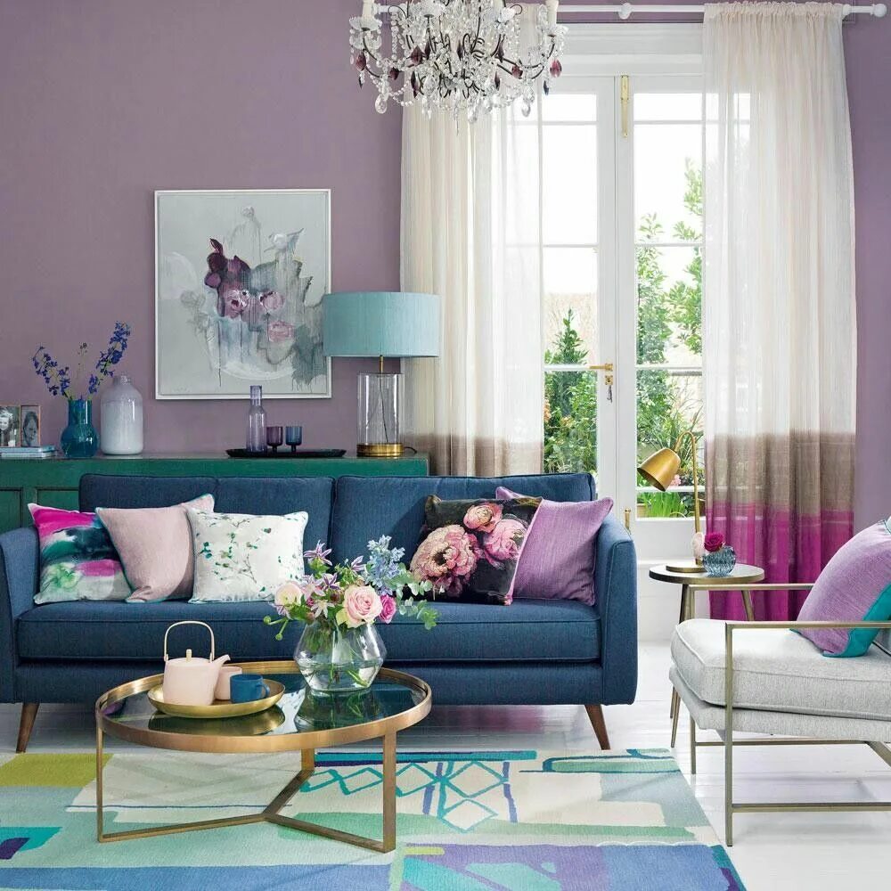 Красивые цвета в интерьере фото Pin on тренды 2019 Purple living room, Living room color schemes, Colourful livi